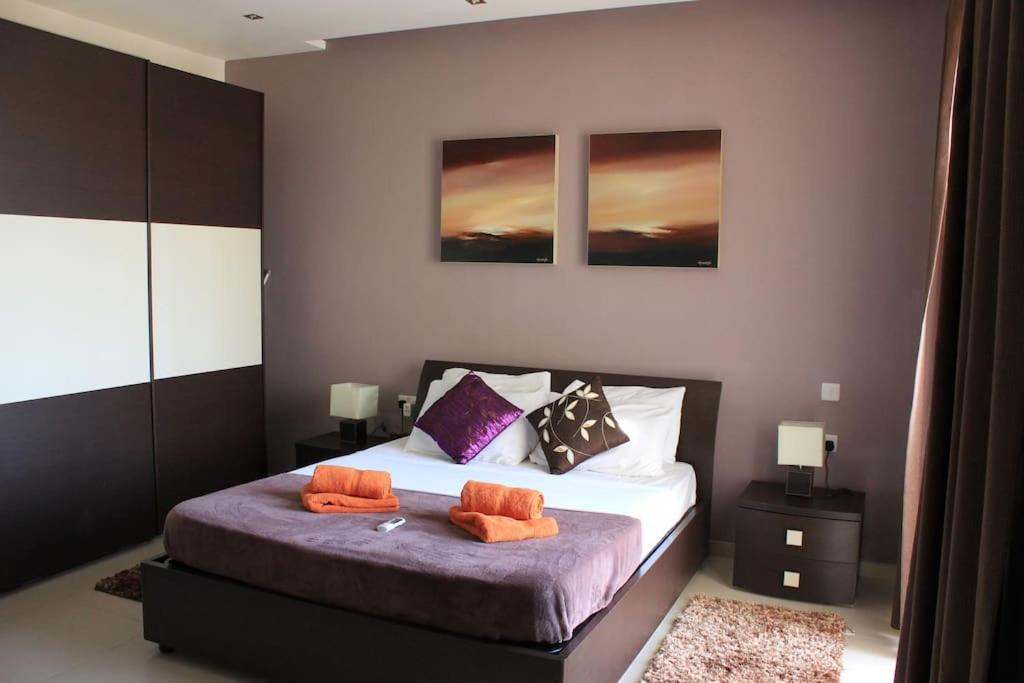 Sunny 2 Bedroom, 2 Bathrooms, Seaside Apt. Sliema Dış mekan fotoğraf