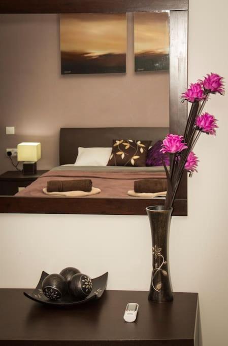 Sunny 2 Bedroom, 2 Bathrooms, Seaside Apt. Sliema Dış mekan fotoğraf