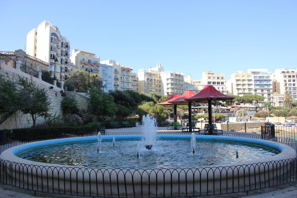 Sunny 2 Bedroom, 2 Bathrooms, Seaside Apt. Sliema Dış mekan fotoğraf